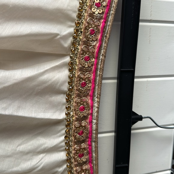 Chaniya choli - Picture 3 of 9